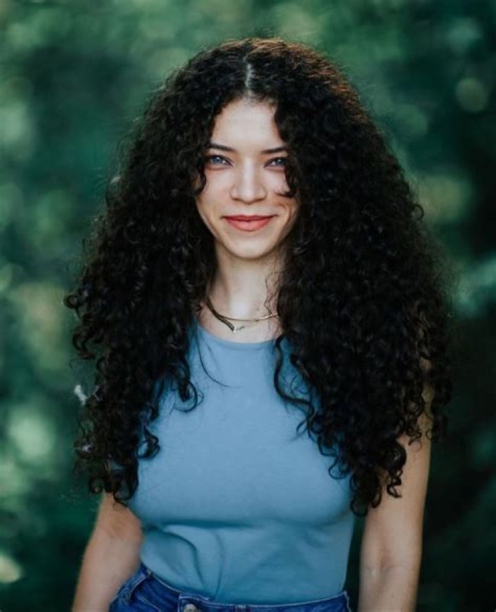 Brittany Venti – Celebsgraphy