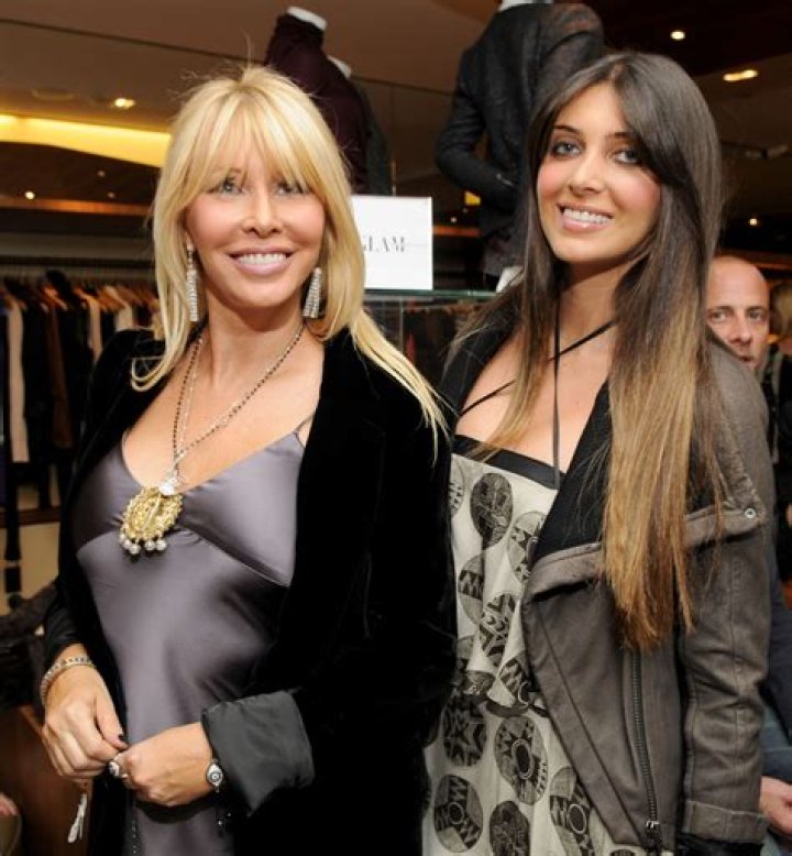 
Brittny Gastineau Height, Weight, Net Worth, Age, Birthday, Wikipedia, Who, Instagram, Biography 