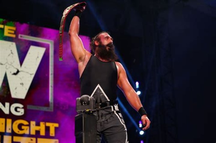 Brodie Lee (Wrestler) - Age, Birthday, Bio, Facts, Family, Net Worth, Height & More