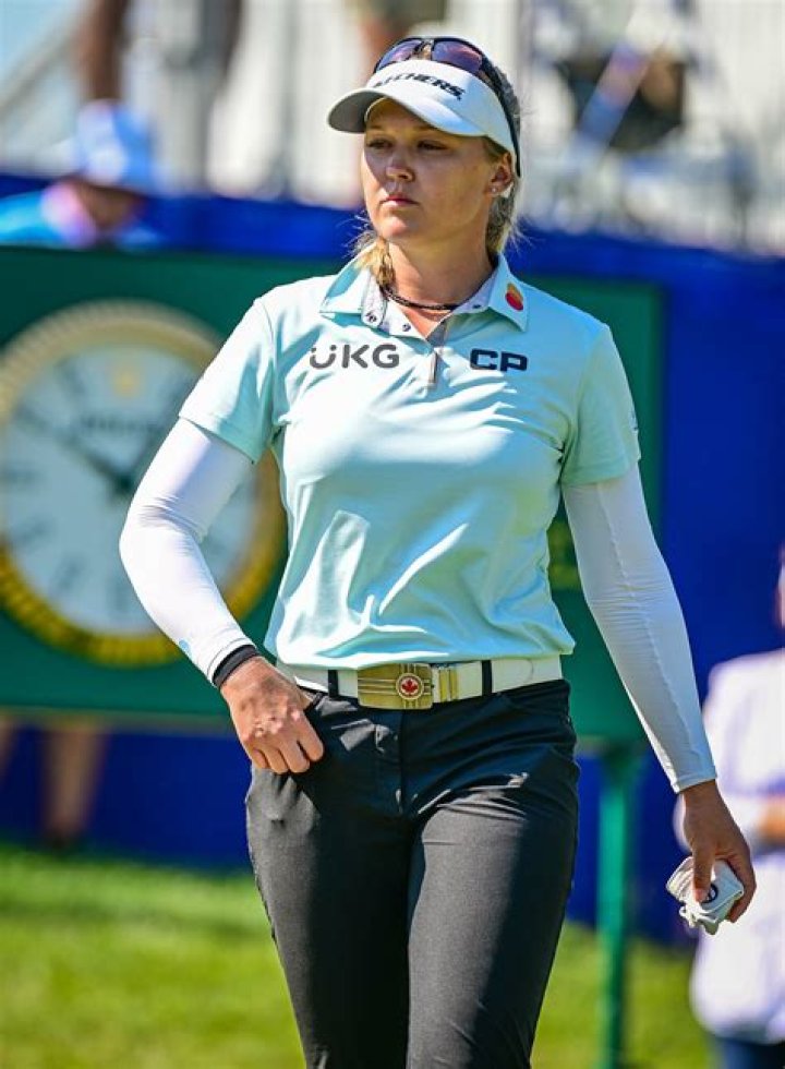 Brooke Henderson (Golfer) - Age, Birthday, Bio, Facts, Family, Net Worth, Height & More