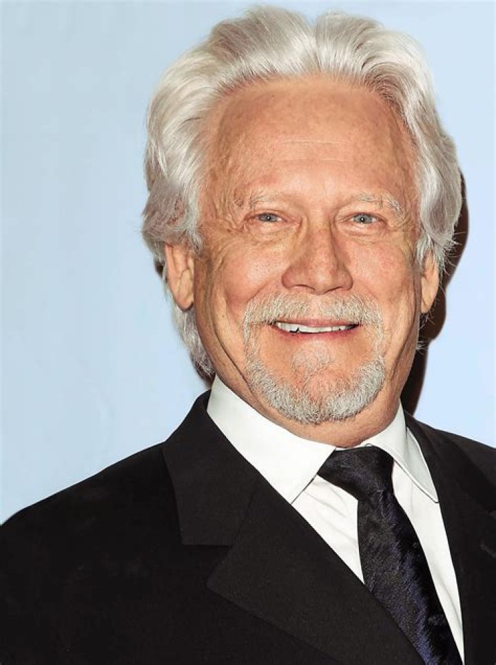 Bruce Davison (Movie Actor) - Age, Birthday, Bio, Facts, Family, Net Worth, Height & More