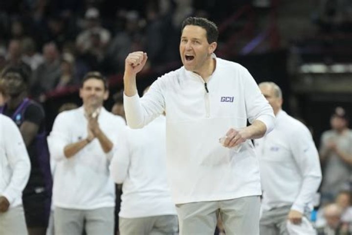 Bryce Drew biografía, edad, altura, esposo, net worth, familia