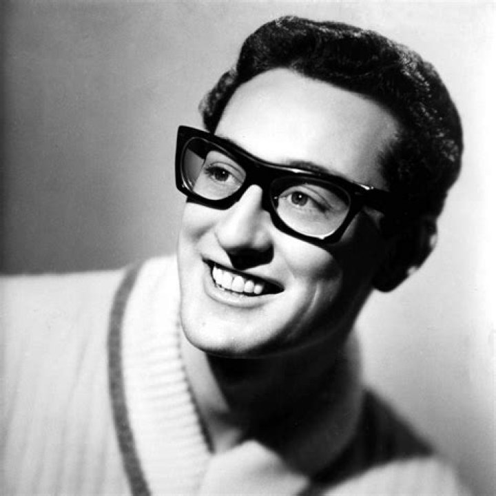 Buddy Holly (Rock Singer) - Age, Birthday, Bio, Facts, Family, Net Worth, Height & More