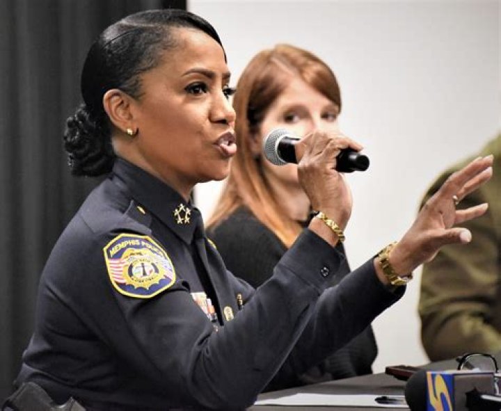 C. J. Davis Biography, Age, Height, Wife, Net Worth, Family