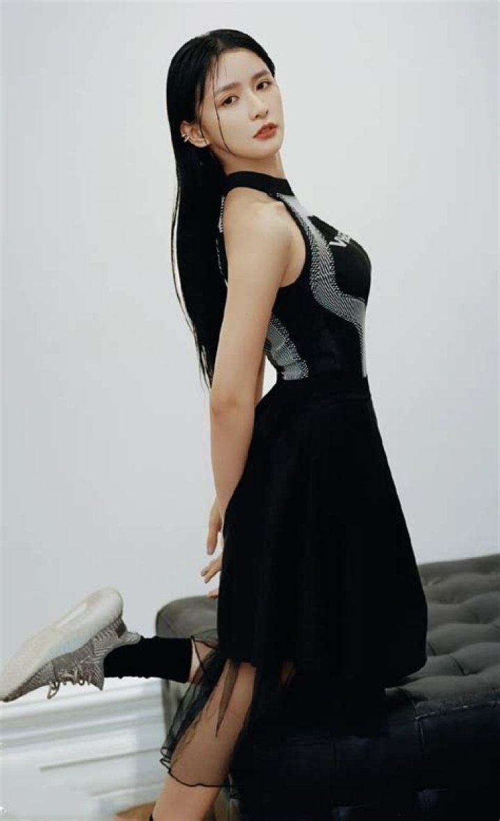 Cai Zhuoyi (TV Actress) - Age, Birthday, Bio, Facts, Family, Net Worth, Height & More