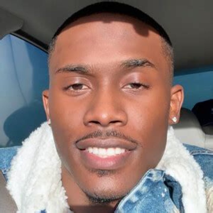 Callmesyd21 (TikTok Star) - Age, Birthday, Bio, Facts, Family, Net Worth, Height & More