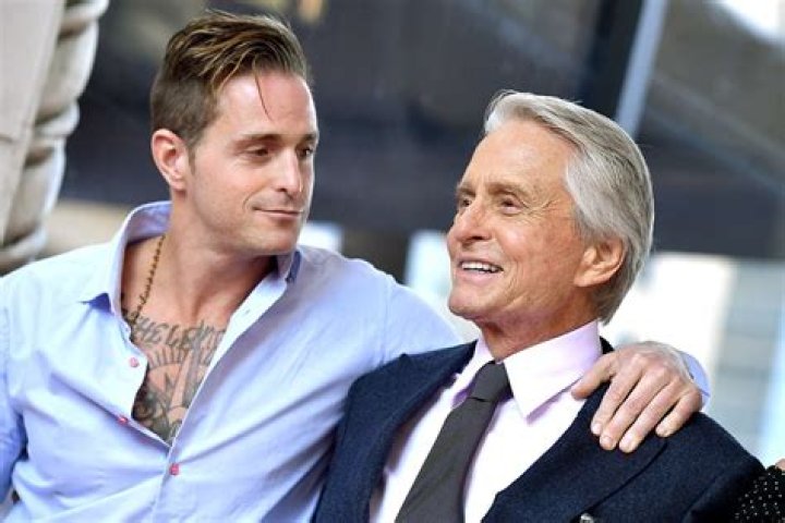 Cameron Douglas Biography, Age, Height, Wife, Net Worth, Family