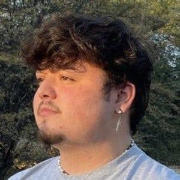 Cameron Perez Age | Wiki, Net worth, Bio, Height, Boyfriend