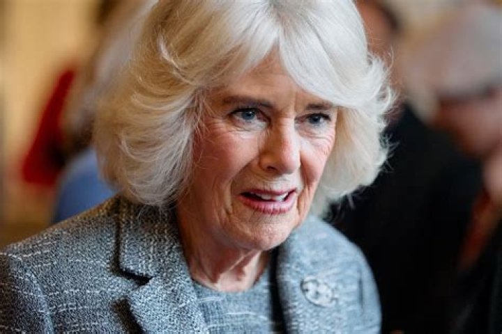 Camilla Parker-Bowles biografía, edad, altura, esposa, net worth, familia