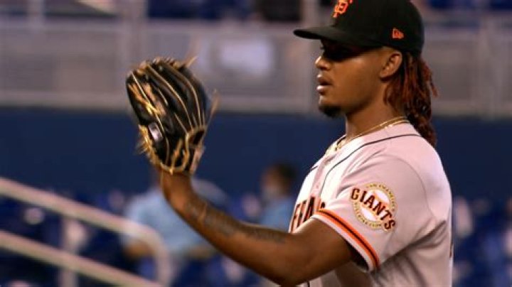 Camilo Doval (Baseball Player) - Age, Birthday, Bio, Facts, Family, Net Worth, Height & More