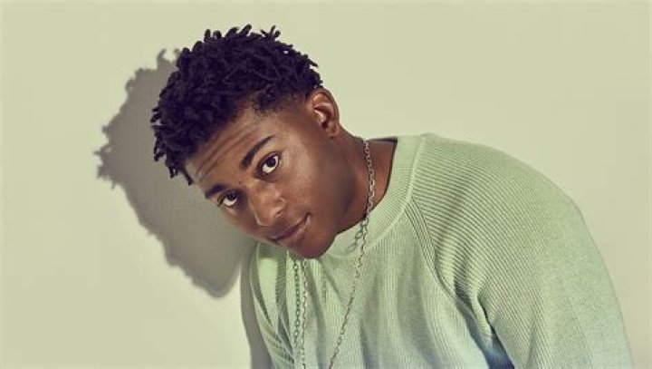 Camron Jones Wiki - Biography, Age, Girlfriend, Family, Movies & More
