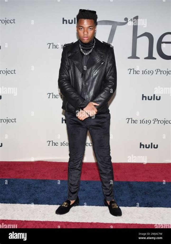 Carl Dawson Wiki, Biography, Parents, Ethnicity, Age, Height, Girlfriend, Net worth & More