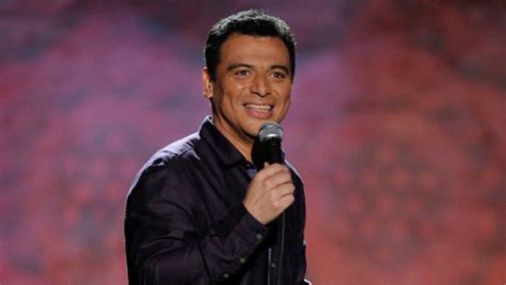 Carlos Mencia Biography, Age, Height, Wife, Net Worth, Family