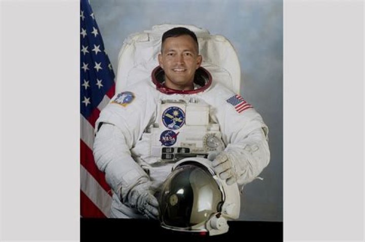 Carlos Noriega (Astronaut) - Age, Birthday, Bio, Facts, Family, Net Worth, Height & More