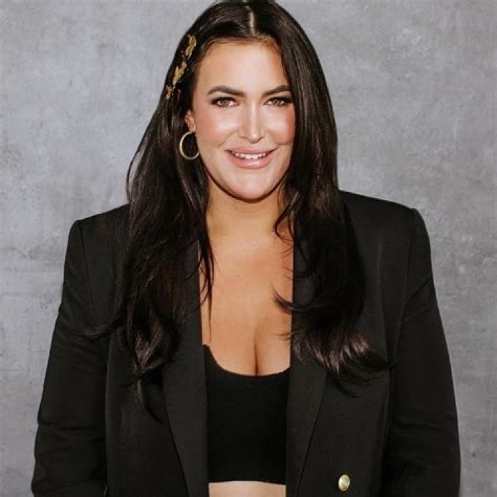 Caroline Kraddick (Country Singer) - Age, Birthday, Bio, Facts, Family, Net Worth, Height & More