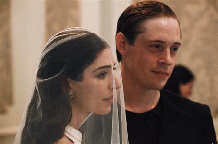 Caroline Polachek Former Husband Ian Drennan Is A Musical Artist