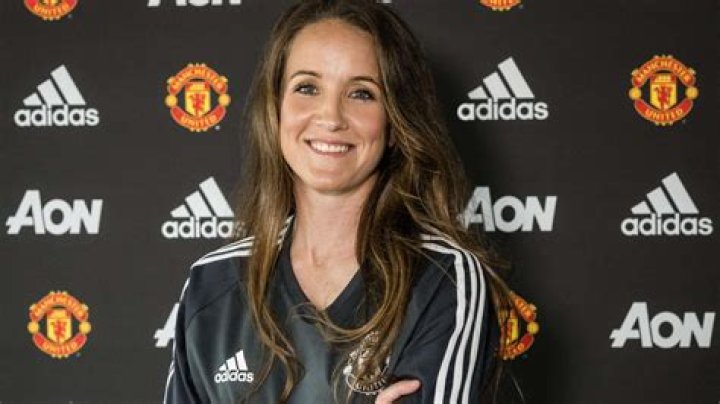 Casey Stoney Biography, Age, Height, Husband, Net Worth, Family