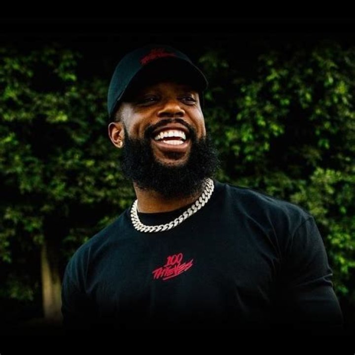 Cash Nasty (YouTube Star) - Age, Birthday, Bio, Facts, Family, Net Worth, Height & More