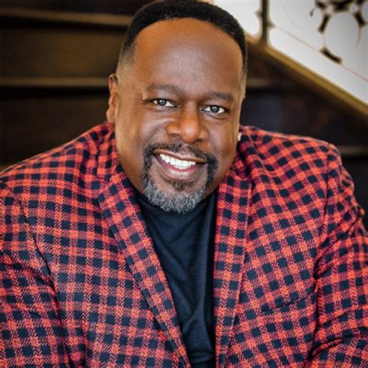 Cedric the Entertainer (Movie Actor) - Age, Birthday, Bio, Facts, Family, Net Worth, Height & More