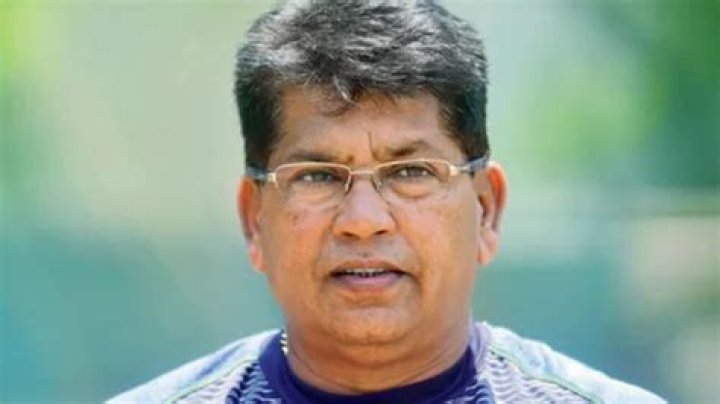 Chandrakant Pandit (Cricket Player) - Age, Birthday, Bio, Facts, Family, Net Worth, Height & More