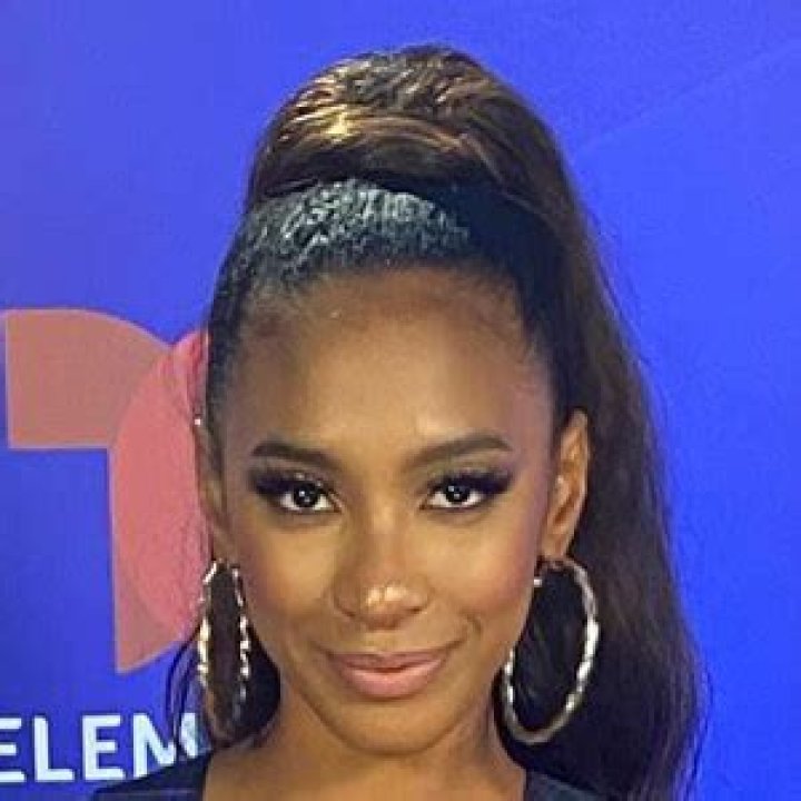 Chanel Celaya Height, Weight, Net Worth, Age, Birthday, Wikipedia, Who, Nationality, Biography