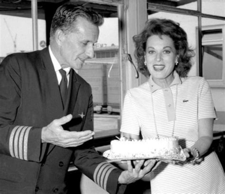 Charles F. Blair Jr. (Pilot) - Age, Birthday, Bio, Facts, Family, Net Worth, Height & More