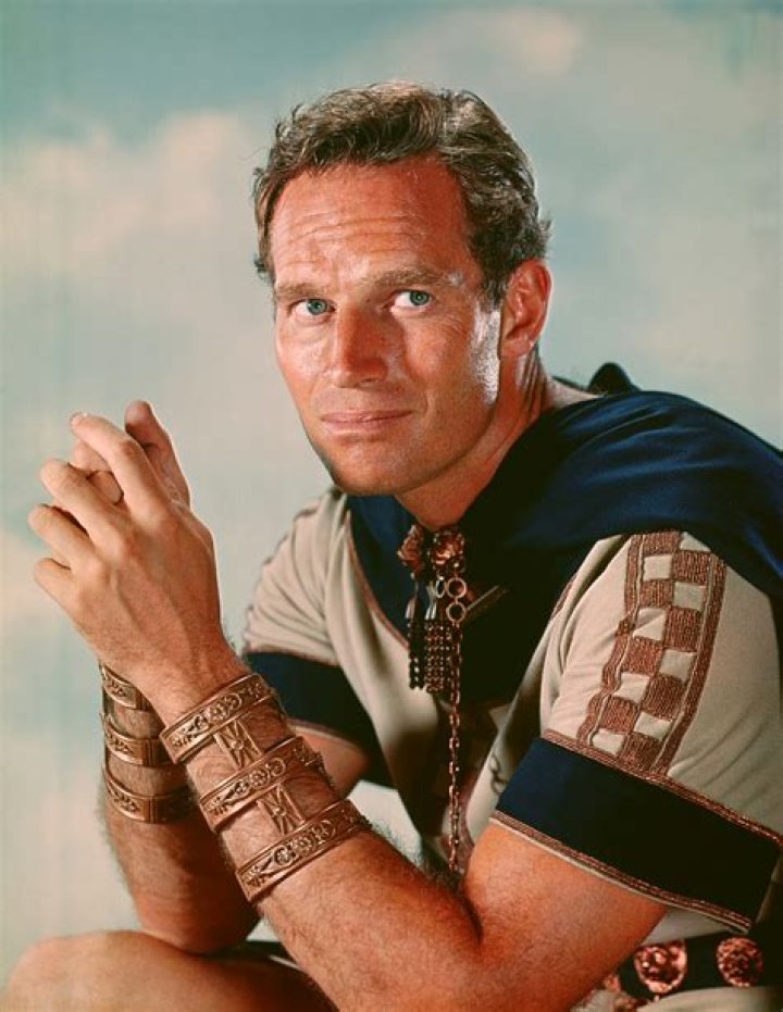 Charlton Heston Biography, Age, Height, Wife, Net Worth, Family