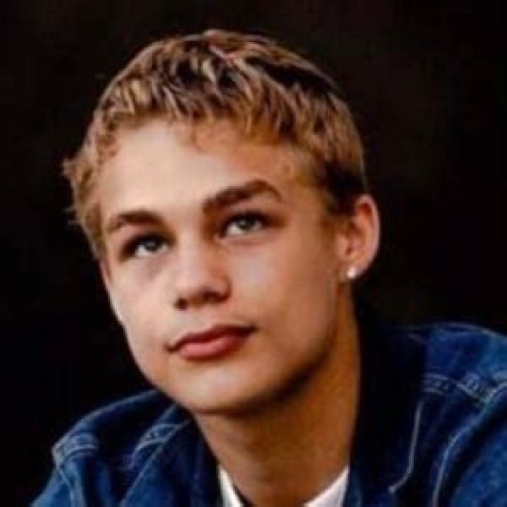 Chas Taylor (Instagram Star) - Age, Birthday, Bio, Facts, Family, Net Worth, Height & More