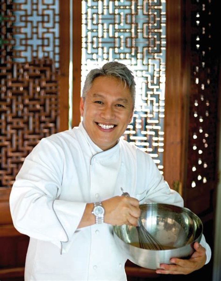 Chef Wan (Chef) - Age, Birthday, Bio, Facts, Family, Net Worth, Height & More