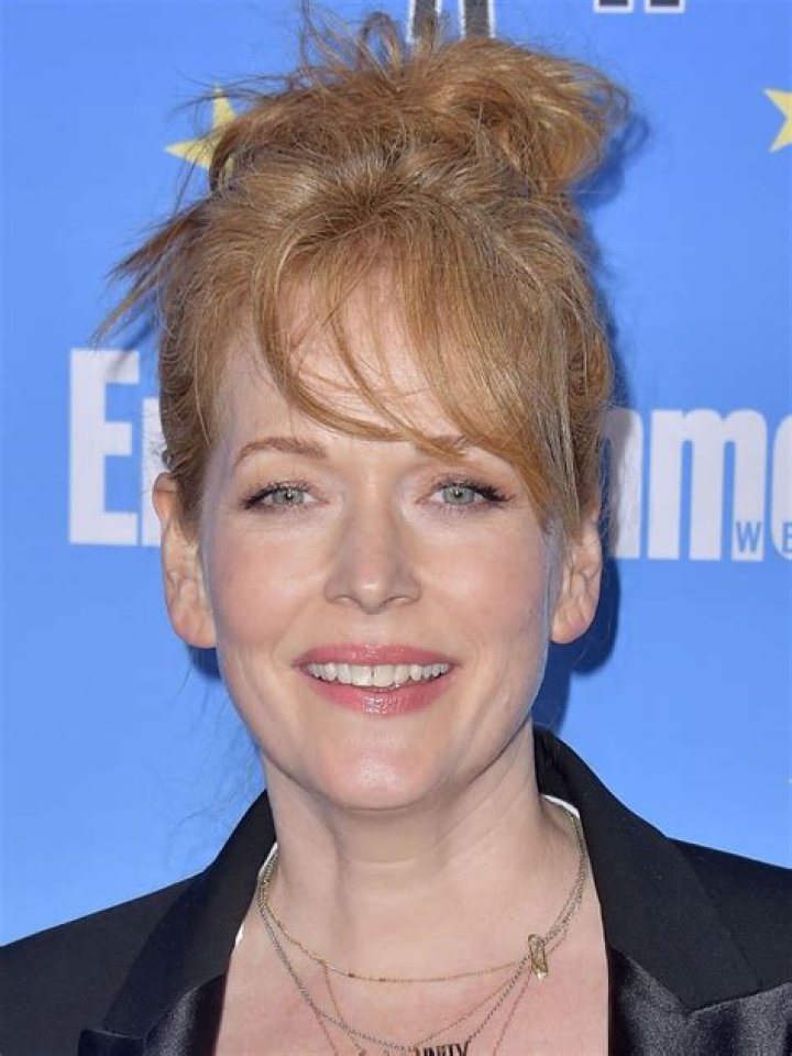 How tall is Chelah Horsdal