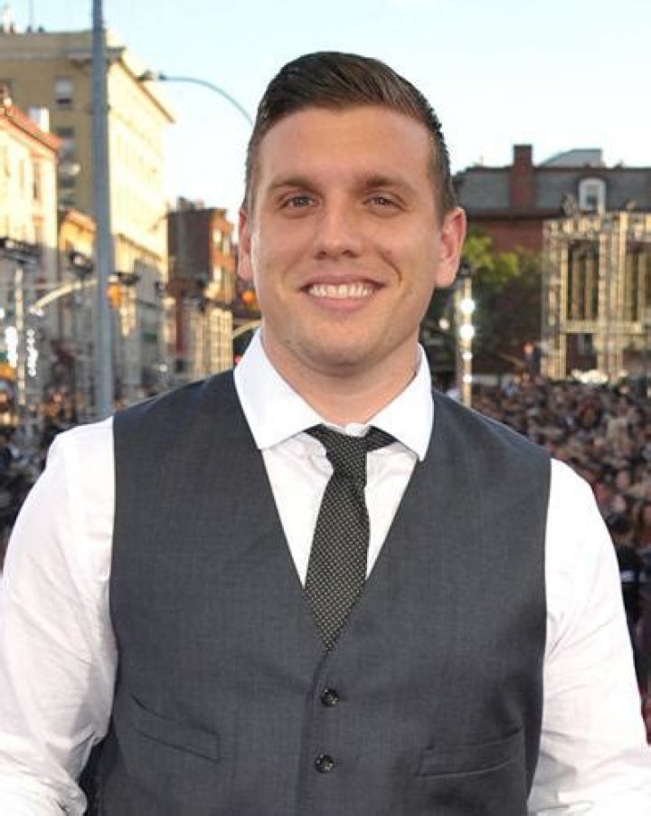 Chris Distefano Height, Weight, Net Worth, Age, Birthday, Wikipedia, Who, Nationality, Biography