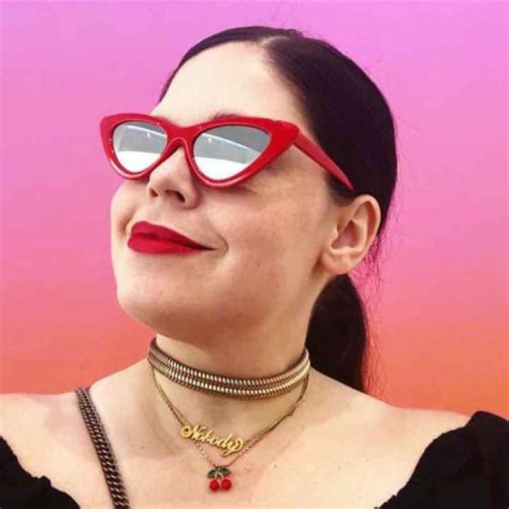 Chrissy Mahlmeister (YouTube Star) - Age, Birthday, Bio, Facts, Family, Net Worth, Height & More