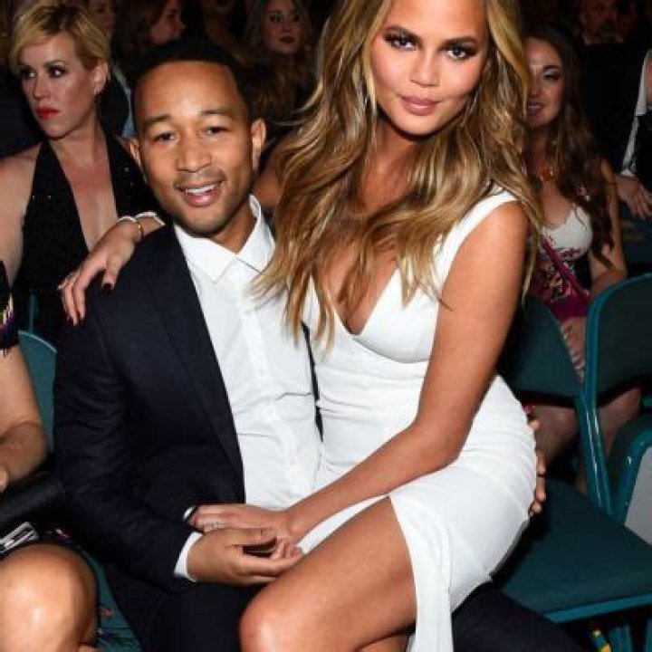 
Chrissy Teigan Announced That She Is Pregnant On Her Social Media 