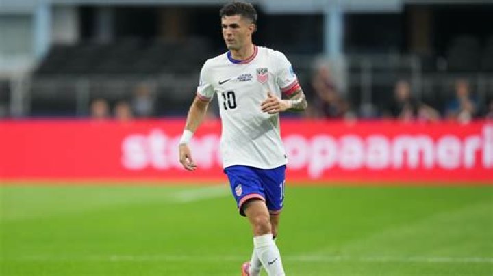 Christian Pulisic (Soccer Player) - Age, Birthday, Bio, Facts, Family, Net Worth, Height & More