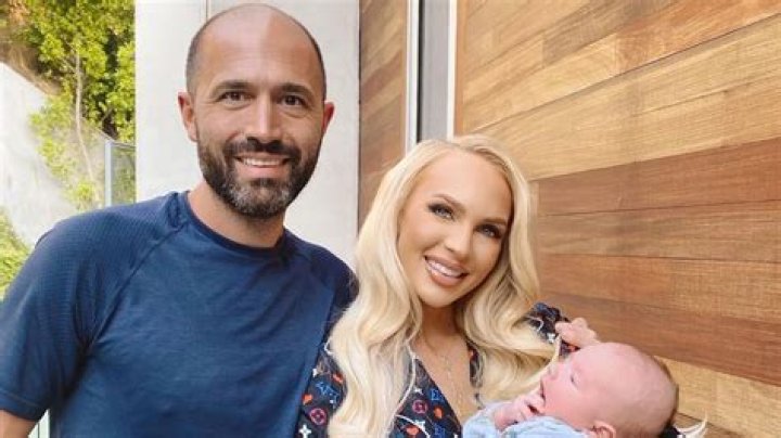 Selling Sunset’s Christine Quinn Claps Back at Fake Pregnancy Rumors: ‘F–king Sick’