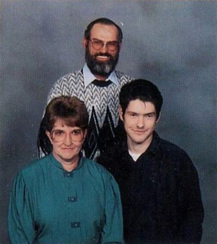 
Christine Robertson’s Early Life : Uncle Si and Christina Robertson’s Family 