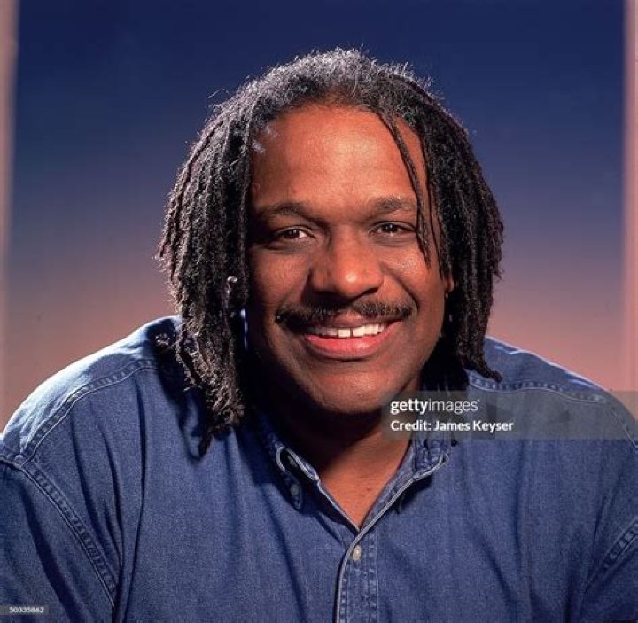 Christopher Paul Curtis Biography, Age, Height, Wife, Net Worth, Family