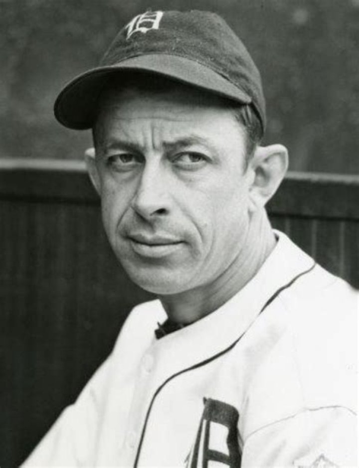 Chuck Hostetler Biography, Age, Height, Wife, Net Worth and Family