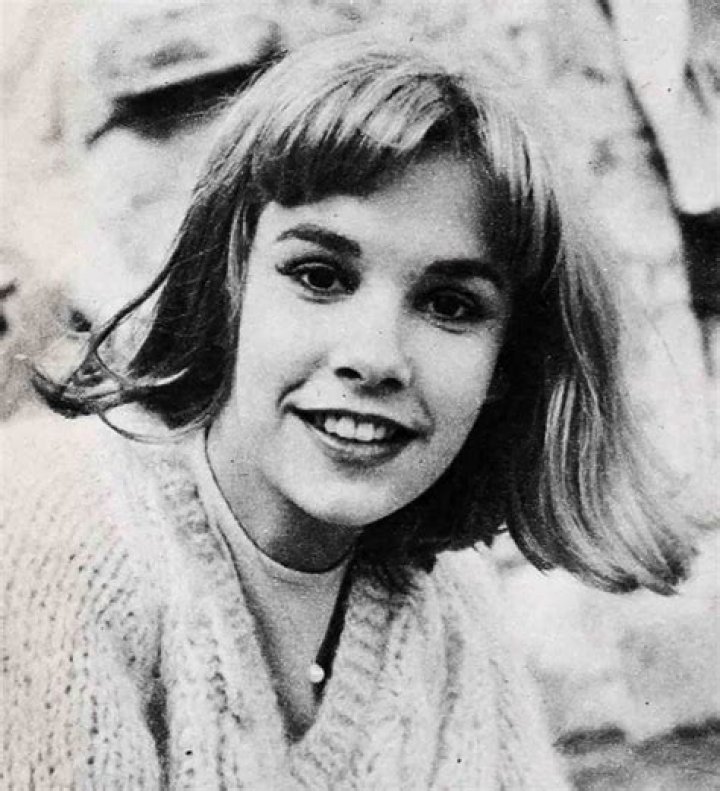 Cindy Carol Biography, Age, Height, Husband, Net Worth, Family