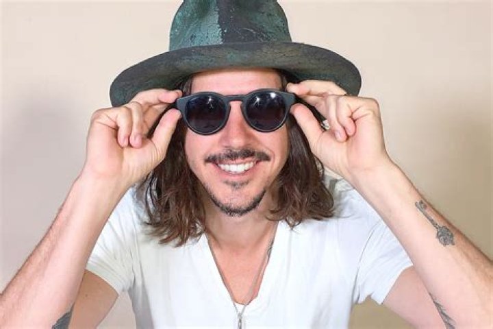 Cisco Adler Biography, Age, Height, Wife, Net Worth, Family