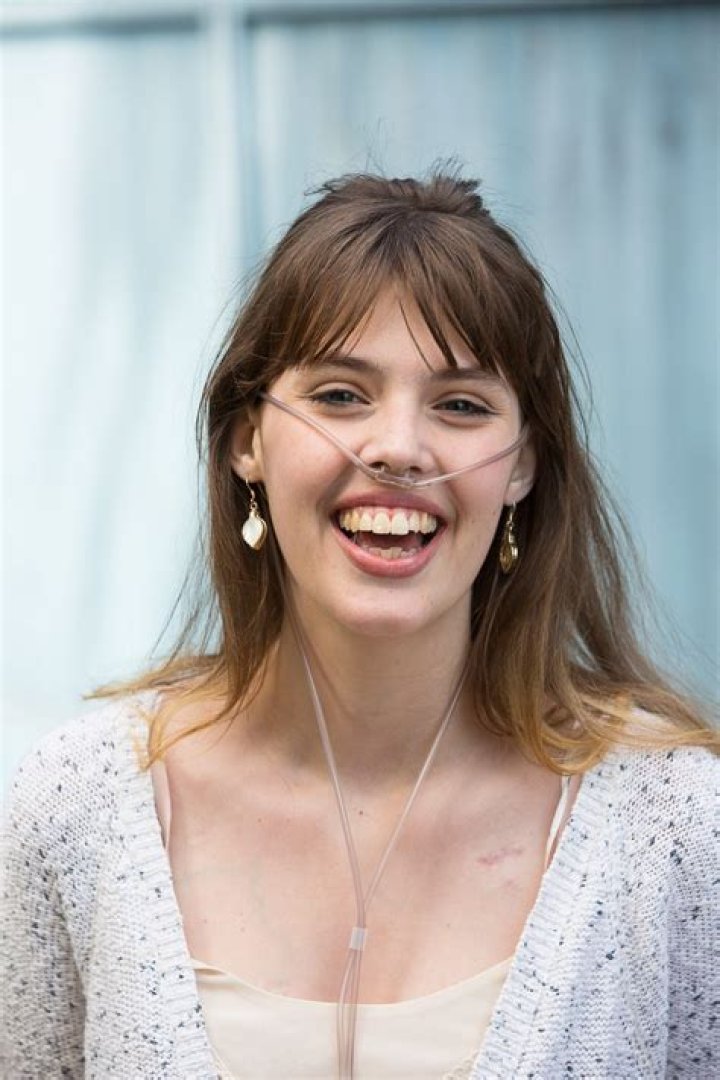 Claire Wineland (Entrepreneur) - Age, Birthday, Bio, Facts, Family, Net Worth, Height & More