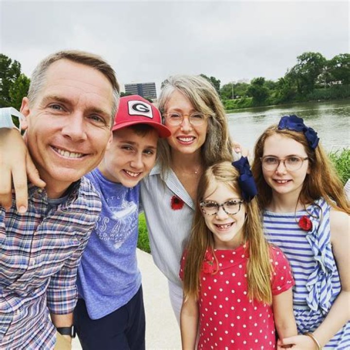 Clint Harp (Reality Star) - Age, Birthday, Bio, Facts, Family, Net Worth, Height & More