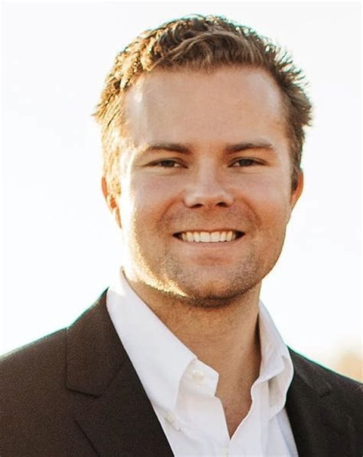 Cody Gifford (Family Member) - Age, Birthday, Bio, Facts, Family, Net Worth, Height & More