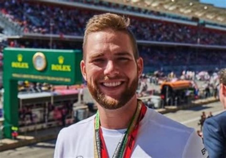 Cody Jones (YouTube Star) - Age, Birthday, Bio, Facts, Family, Net Worth, Height & More