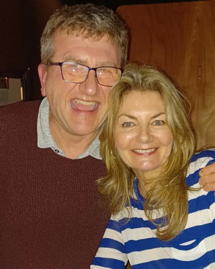 Comedian Jo Caulfield & Husband Kevin Anderson Have Lived An Eventful Life, Here Is More Insight Into Their Marriage