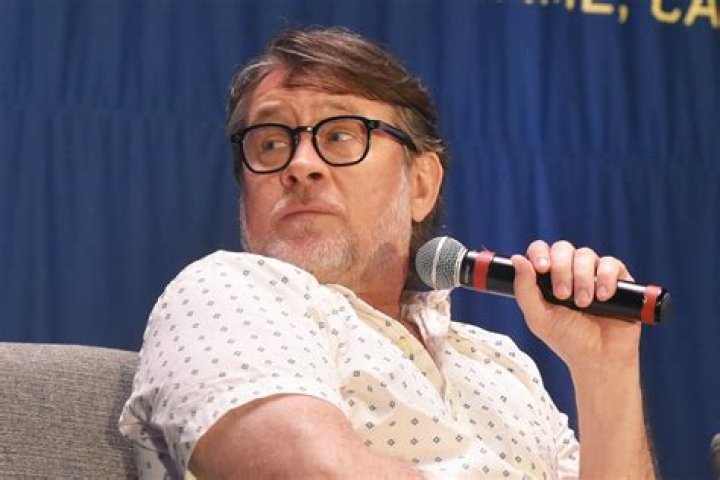 Connor Trinneer (Movie Actor) - Age, Birthday, Bio, Facts, Family, Net Worth, Height & More