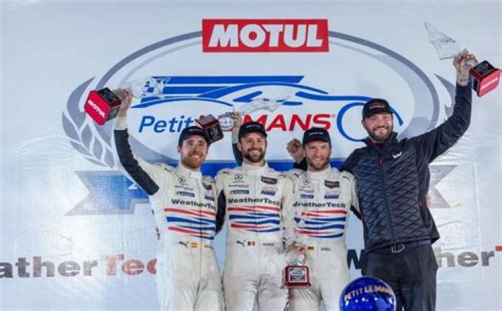 Cooper MacNeil Biography, Age, Height, Wife, Net Worth, Family