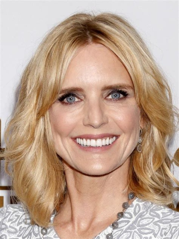 Courtney Thorne-Smith - CelebNetWorth