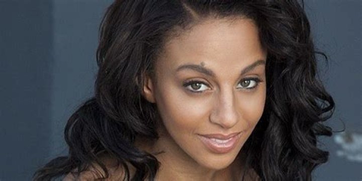 Crystal Renay’s Wiki Bio, age, ethnicity. Who is Ne-Yo’s wife?