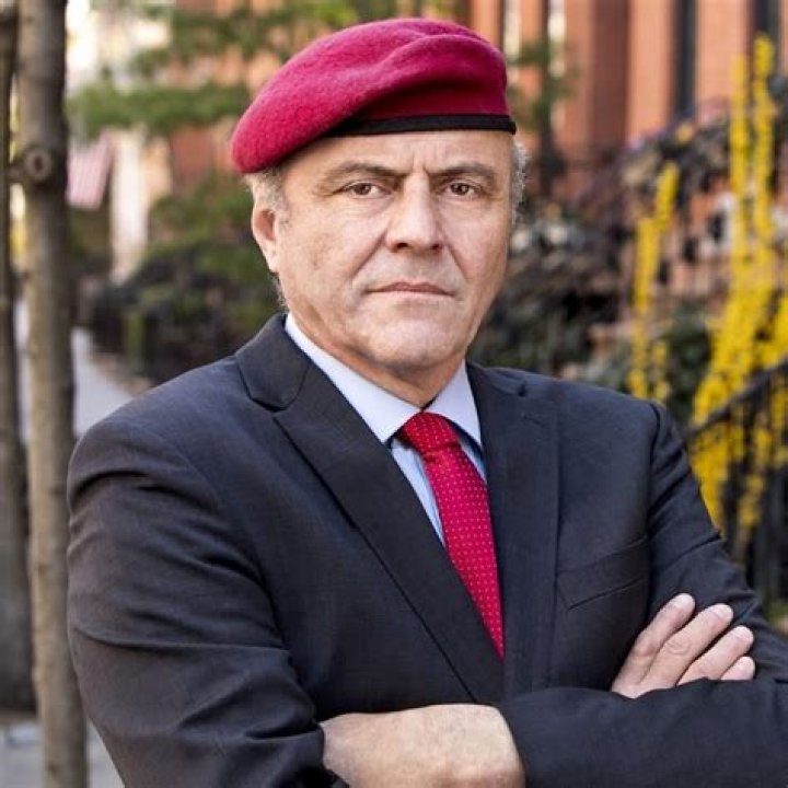 Curtis Sliwa (Radio Host) - Age, Birthday, Bio, Facts, Family, Net Worth, Height & More